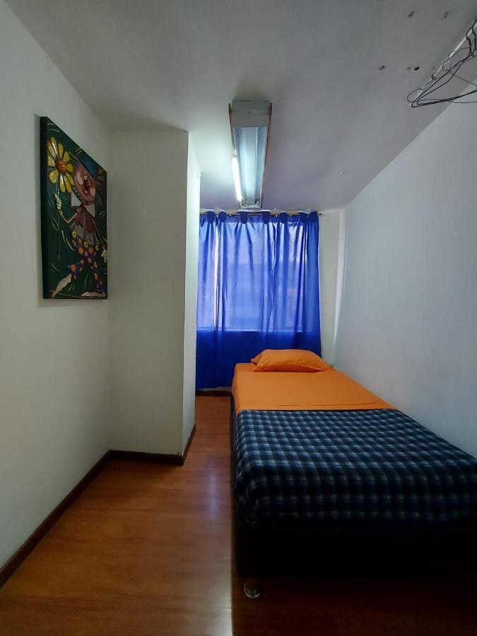 Habitación Individual con baño compartido